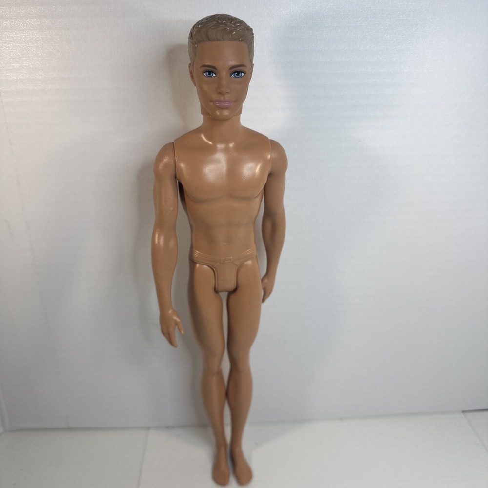 Mattel Barbie Ken 2016 Fairytale Groom Ken Doll DVP39 Nude - Picture 4 of 7